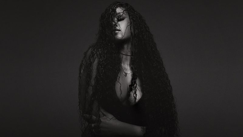 H.E.R.