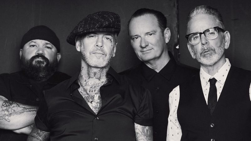 Social Distortion