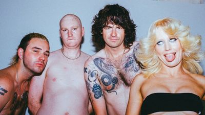 Amyl and the Sniffers with Party Dozen