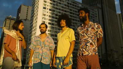Boogarins, Kangaroo Court, Free Times