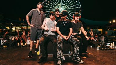 Crawling: Tribute to Linkin Park