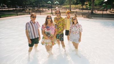 HOT FREAKS - SOFT BODY TOUR
