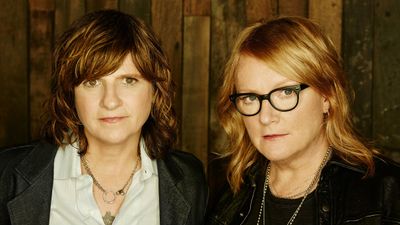 Indigo Girls & Linda Perry