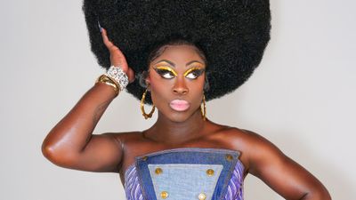 Now Clap! Bob The Drag Queen's on Tour